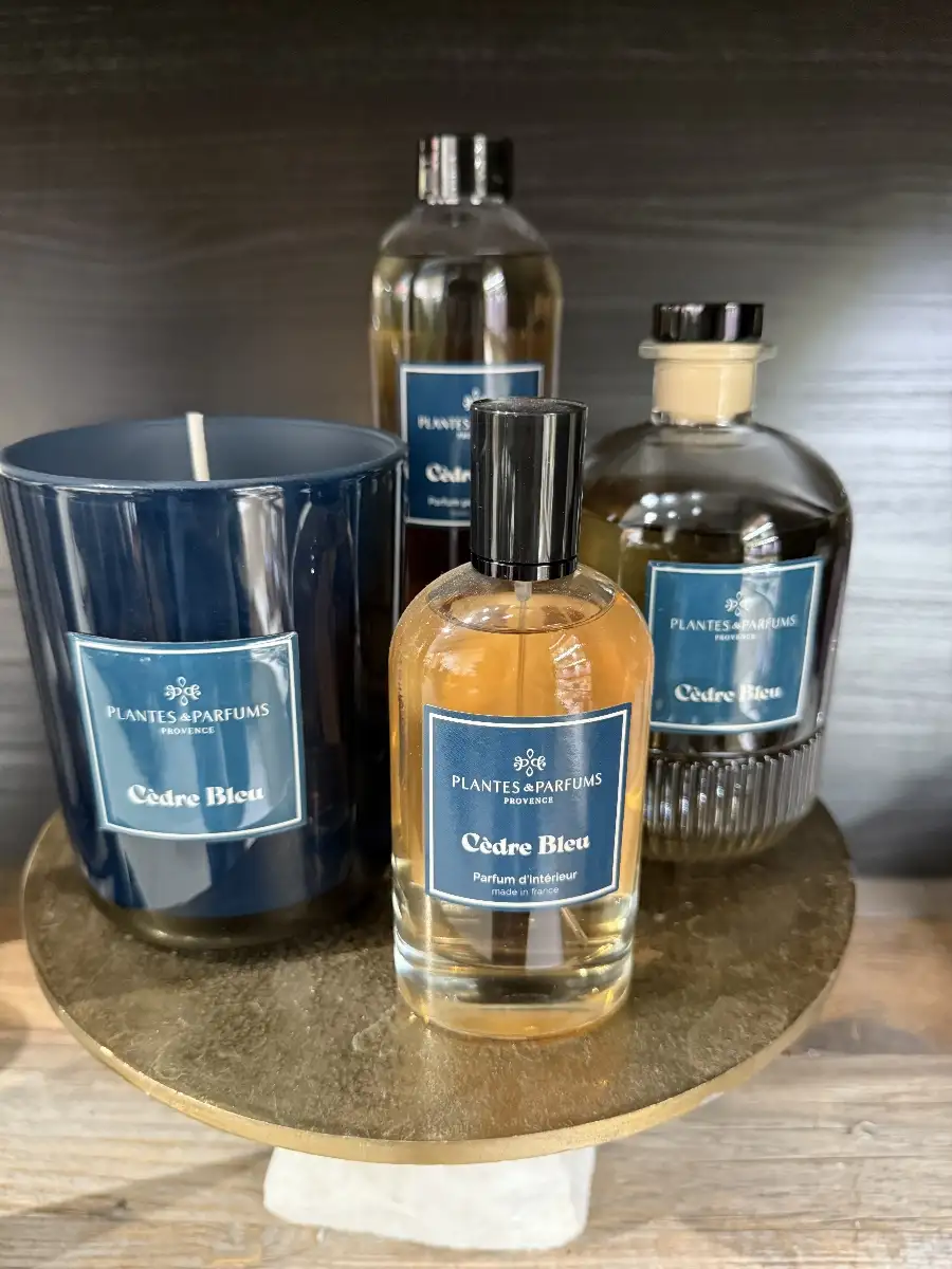 bougie cèdre bleu